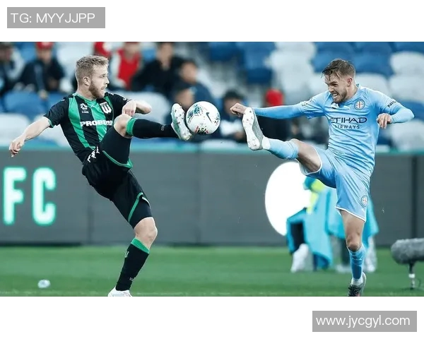 布里斯班狮吼与凤凰的激烈对决展现足球魅力与团队精神