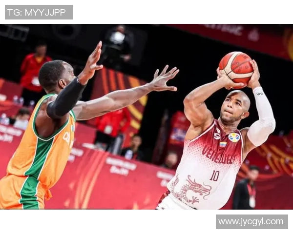 意大利与安哥拉世界杯对决回顾：激情碰撞与精彩瞬间的完美交融