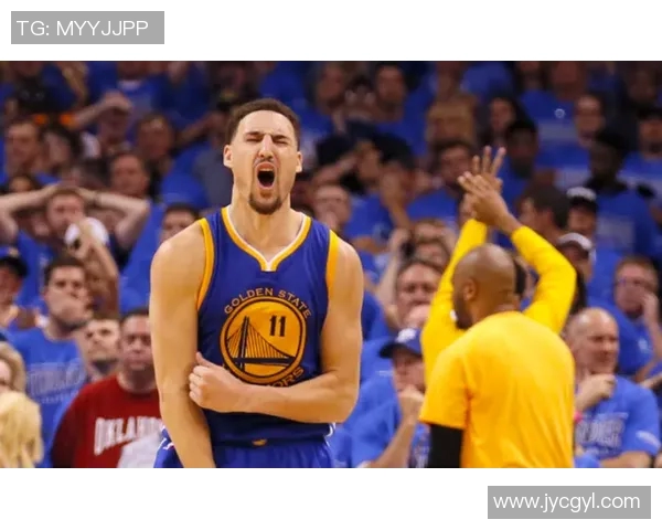 甘冈与里昂激战正酣比分揭晓引发球迷热议