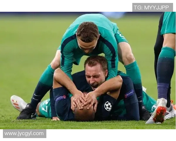 般尼队与狼队激战正酣谁能在英超赛场上笑到最后