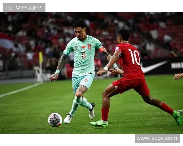 草蜢队与雷克雅未克队的激烈对决引发球迷热议与期待