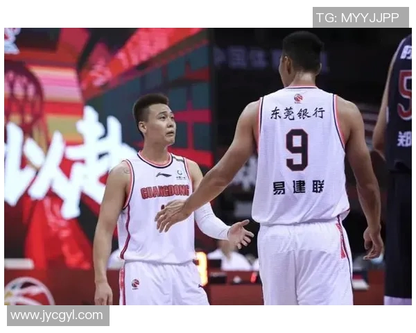 隆迪那与帕桑度激战正酣谁能在这场较量中笑到最后