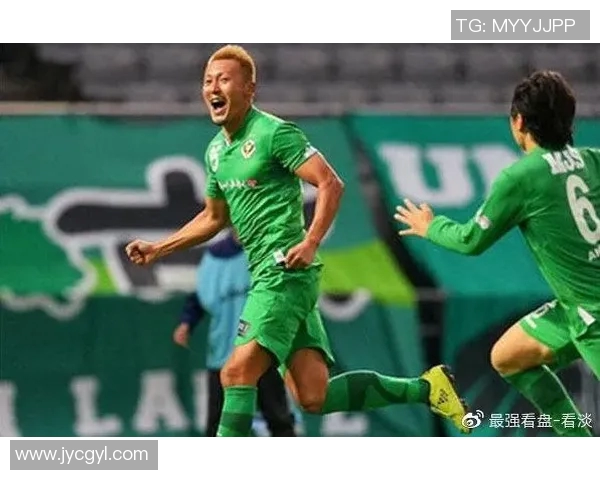 冈山绿稚与山形山神的激烈对决展现足球魅力与团队精神 冈山绿稚与山形山神的激烈对决展现足球魅力与团队精神